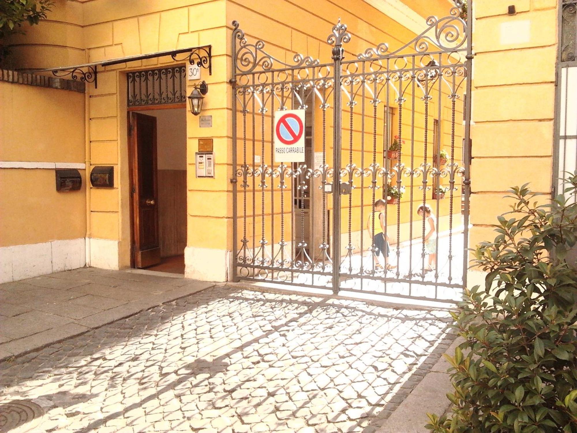 Guest House Masterintrastevere Рим Экстерьер фото